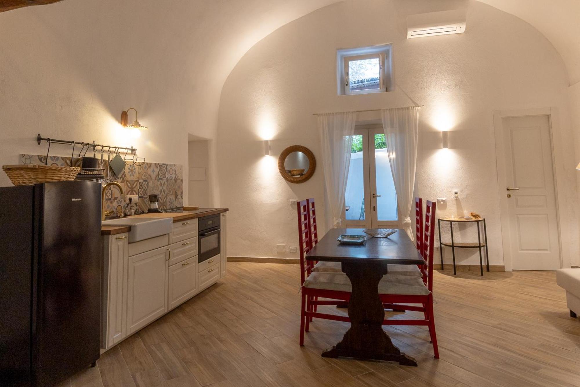La Casa Del Geologo Apartment สตรอมโบลี ภายนอก รูปภาพ